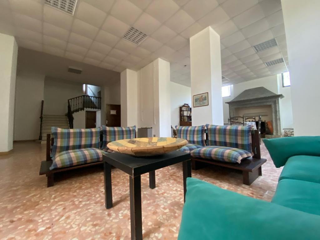 Regal Villa With Como Lake View And Free Parking 벨라지오 외부 사진