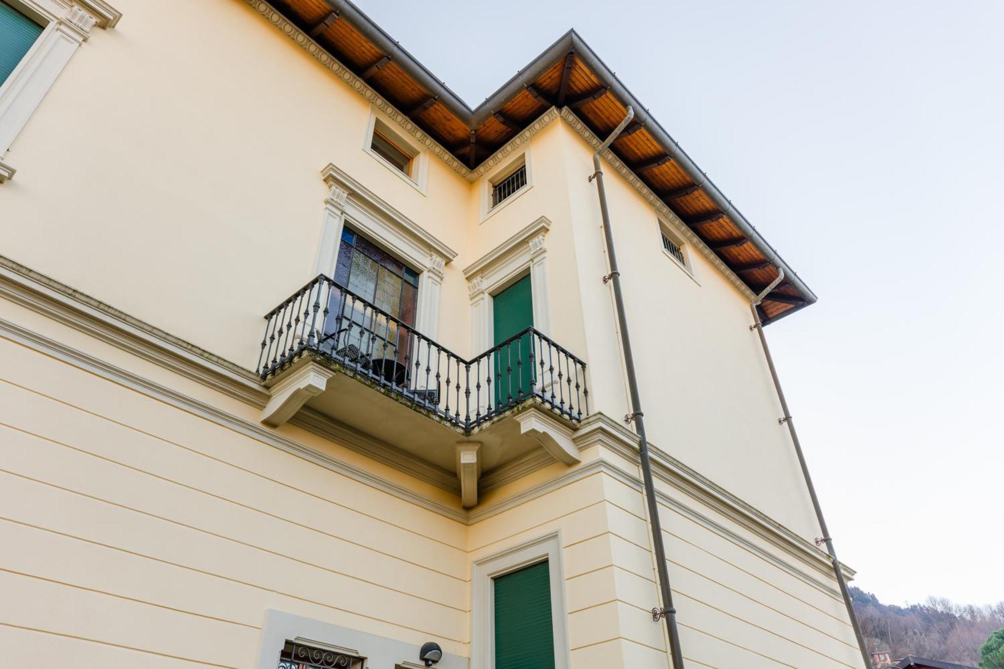 Regal Villa With Como Lake View And Free Parking 벨라지오 외부 사진