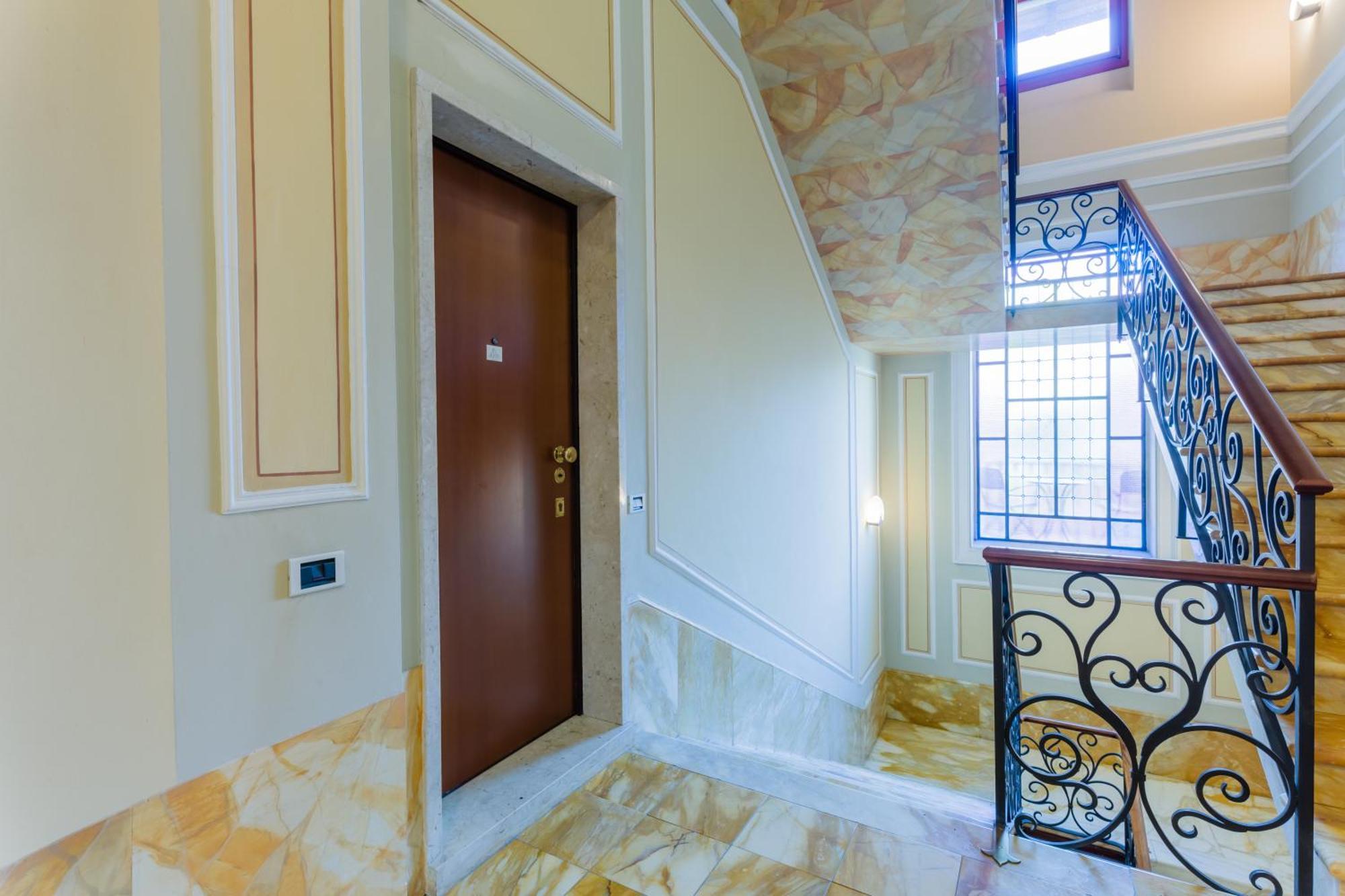 Regal Villa With Como Lake View And Free Parking 벨라지오 외부 사진